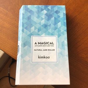 Anti aging skin care tool, natural jade roller